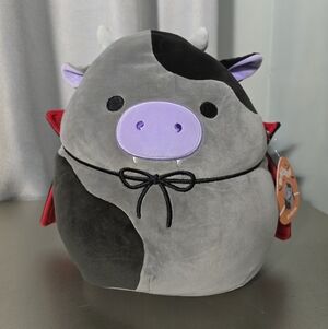 New Squishmallows 12 inch Bridgette the Vampire Cow Halloween 2025 Fangs Cape